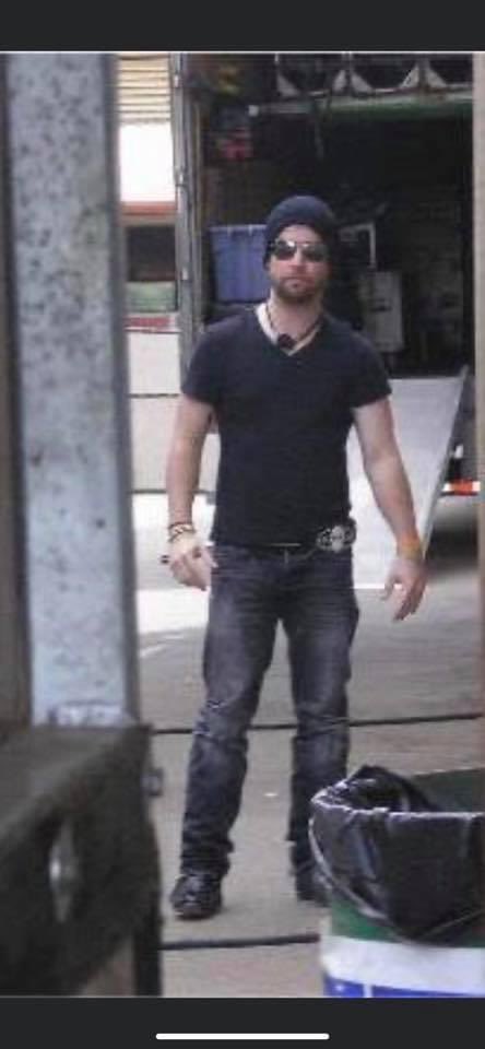 NyCArole426's tweet photo. #BadAssRocker @thedavidcook 🔥🔥🔥 https://t.co/V4bCPwsdj0