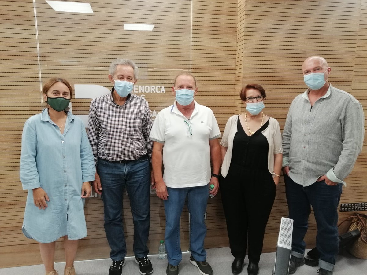 ElReplaIB3's tweet photo. De 'malalties' visibles o invisibles. Un  #estiramdelfil amb els pacients actius Pepa Ortega, Joan Maimó i Paco Bayón.

On contàrem amb el testimoni de Rosa Escandell @ABADIP_Baleares Eva Garcia @AsociacinAsper1 i la dra. Conxa Mir

Aquí ho podeu escoltar https://t.co/1I8C4RgX8o https://t.co/4i71ThXa7c