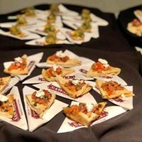 BanquetsSawmill's tweet photo. Craving a feast of appetizers? We've got your covered! #sawmillcaters #doordash #skipthedishes #ubereats https://t.co/dpVuxcnF5C