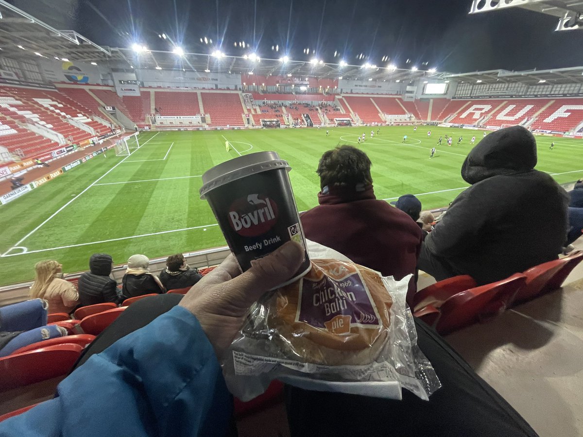 DaveJollands's tweet photo. @SUFCOfficial 0-2 down already on a wet,windy Tuesday night in Rotherham, but nothing that a Balti and @bovril_official can’t make better eh @petercrouch @lukejollands https://t.co/hH4iNGonqe