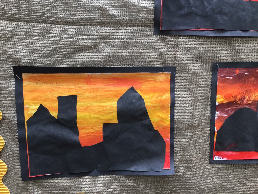 Here is some of Year 2’s fantastic silhouette artwork based on the Great Fire of London 🔥