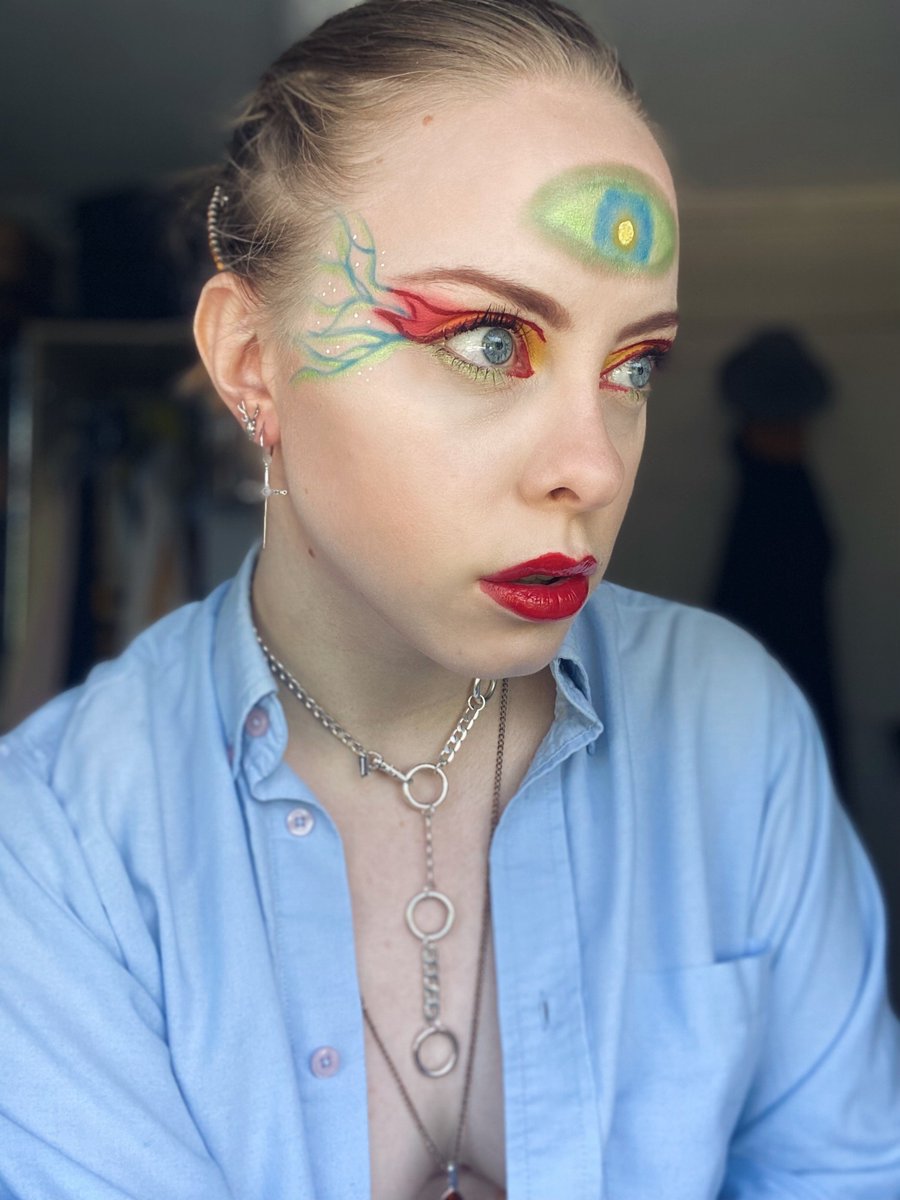 TheHiredSwords's tweet photo. With the Season 1 wrap-up festivities and excitement, we are very pleased to announce that we were able to work with the incredible @my_lady_meg and commission her to design a fantastic GLAM look in honor of your #1 Dwarven Paladin in all his Nature Subclass Glory! #DnD #Emberoak https://t.co/87pmo5qHyT
