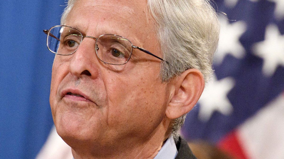 Justice Department Plans Crackdown On COVID Threats Against Teachers, School Boards 

The is holding meetings to address mounting threats against teachers, administrators and school board members in heated conflicts over... | rocketnews.com/2021/10/justic…