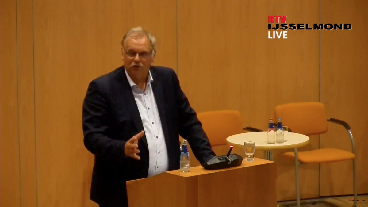 Ik vind <a href="/AlbertHoltland/">Albert Holtland</a> over de IJsselkogge tijdens de <a href="/gemKampen/">Gemeente Kampen</a> commissievergadering <a href="/rtvijsselmond/">RTV IJsselmond</a> al een hele experience.