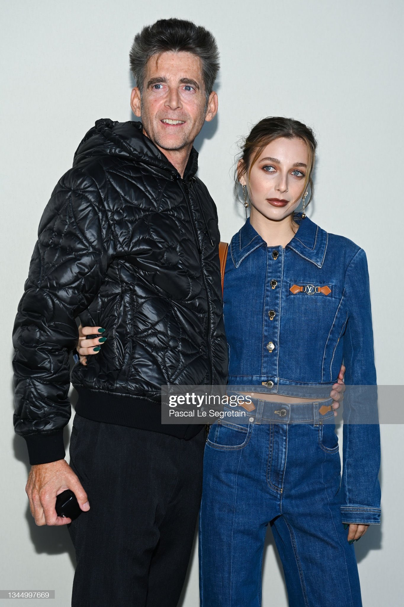 sally🧘🏻‍♀️ on X: emma chamberlain and her dad at the louis vuitton show  in paris  / X