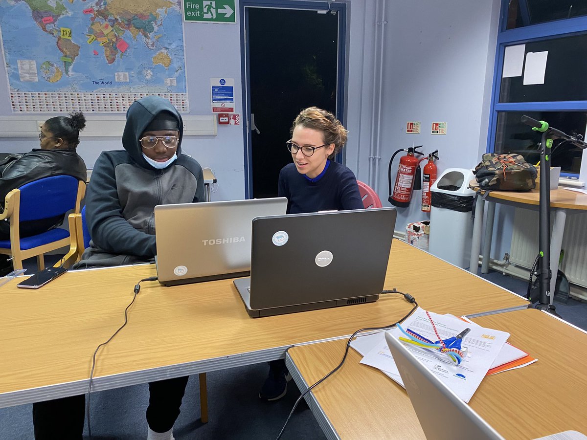 FAST London tweet media