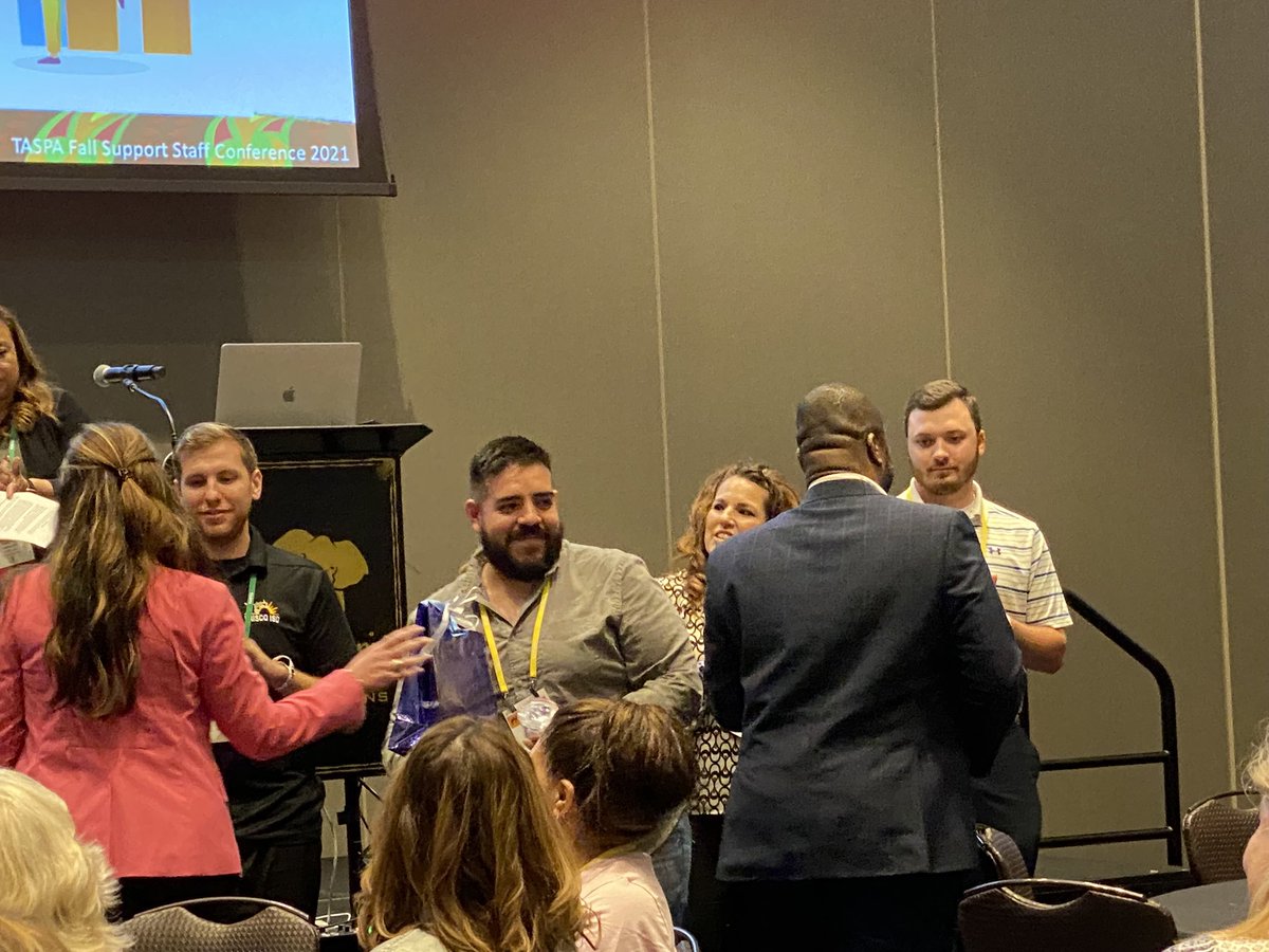 TASPA3's tweet photo. And that’s a wrap! #TASPAFall21 has ended in the best way…door prizes!!! https://t.co/J42cxy5Z0R