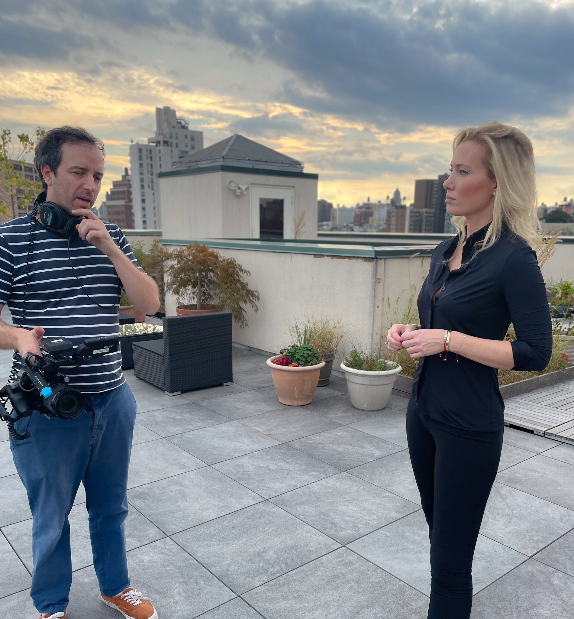 Lisa Ledson Art on Twitter "Shooting a documentary in NYC for The