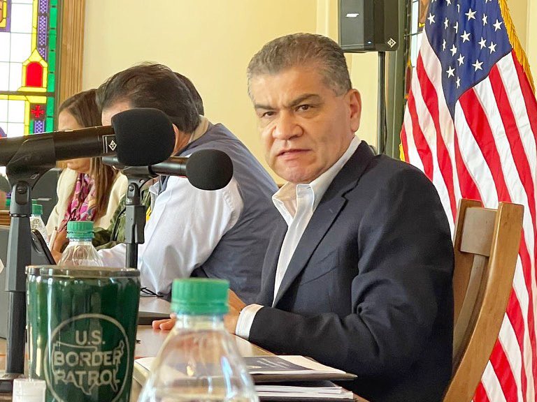 mrikelme's tweet photo. Hoy en #DelRío 🇺🇸, sostuvimos una reunión de coordinación entre autoridades de #Coahuila y #Texas, para dar seguimiento a la agenda de trabajo en materia de seguridad, comercio y migración en esta parte de la frontera. https://t.co/l2SjsPIqZT