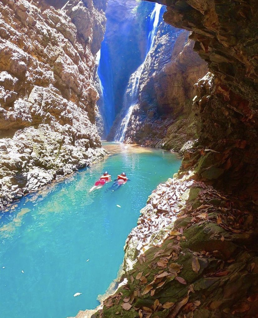 Cachoeira do Dragão, Chapada dos Veadeiros - GO 🐉
Um dos lugares mais incríveis da chapada
