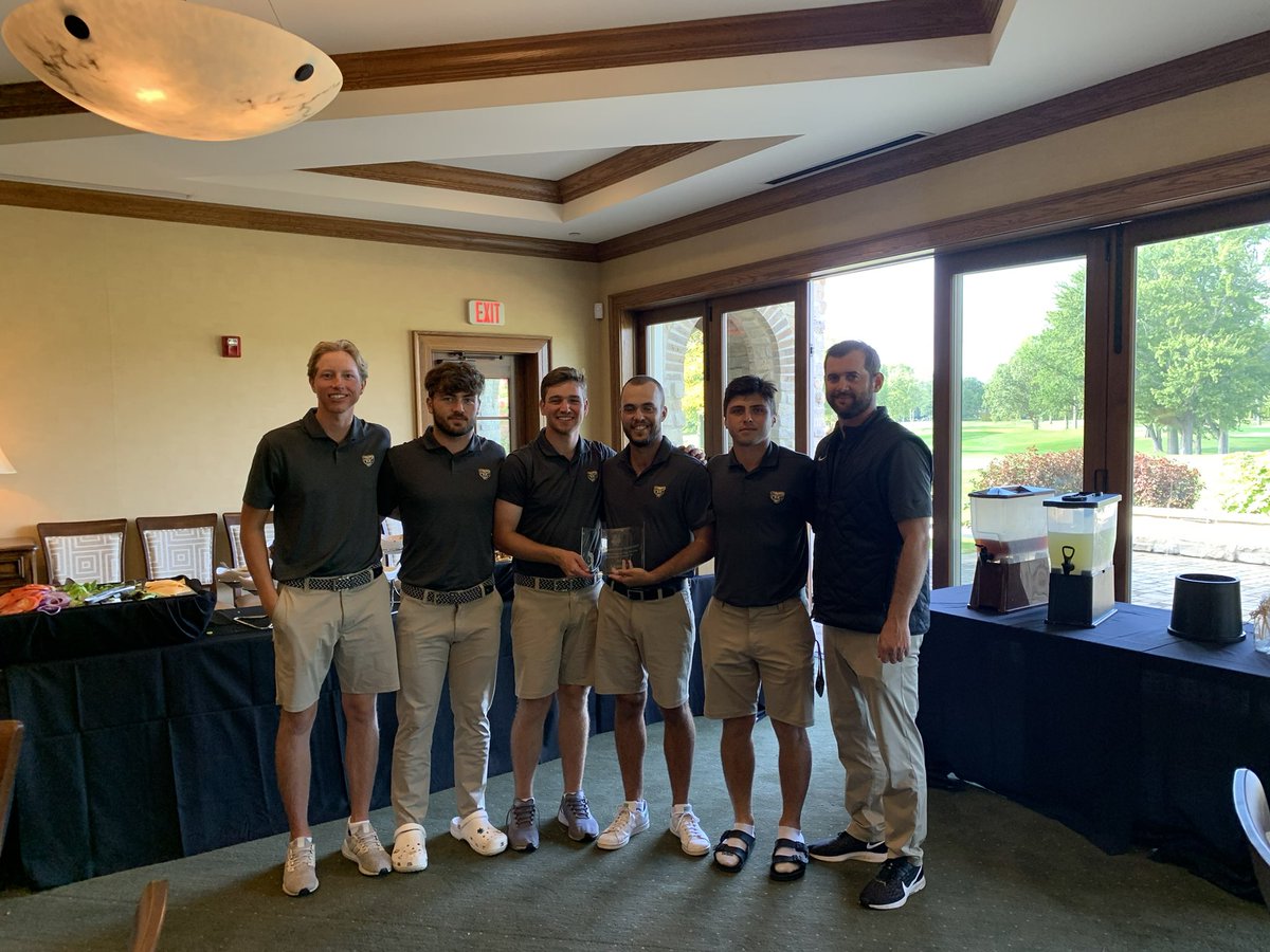 You’re looking at the 2021 Tom Tontimonia Invitational Champions 🏆🐻