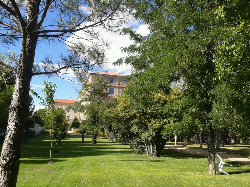 RedMiriam1's tweet photo. En Salamanca, en plena XIV seminario de acompañamiento, 14 mujeres de todos los rincones de España, además de Bolivia, Congo, El Salvador y México, preparándonos para la aventura de acoger la Vida, acompañando la vida. @EquipoRuaj https://t.co/IpiFeVrDQO