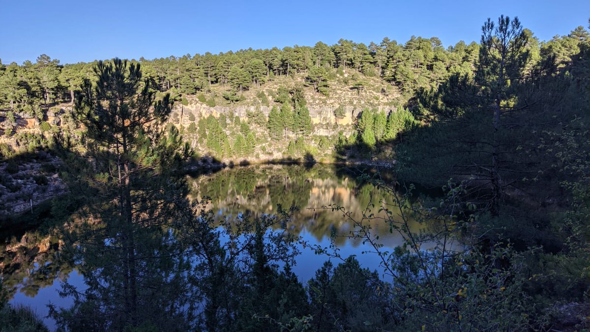 CuencaViajes's tweet photo. Mirad qué bien se lo están pasando nuestros amigos de Viajes Gonaltur en la #Serranía de #Cuenca.
Callejones de Las Majadas por la mañana y Torcas y Lagunas de Cañada por la tarde. Un combo perfecto 😉 https://t.co/lZZBKGKTSD