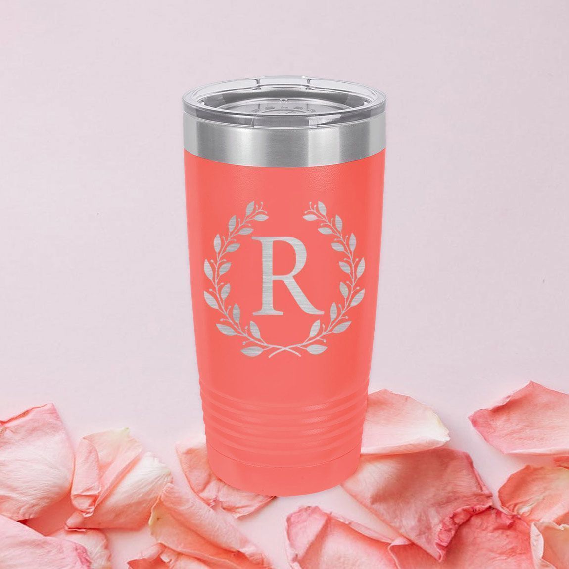 Our customizable tumblers are a great gift for any occasion! Let's all stay hydrated in style this fall. Check out our Etsy shop for all of our customizable pieces.
buff.ly/3dHgkSi
#fall #hydrated