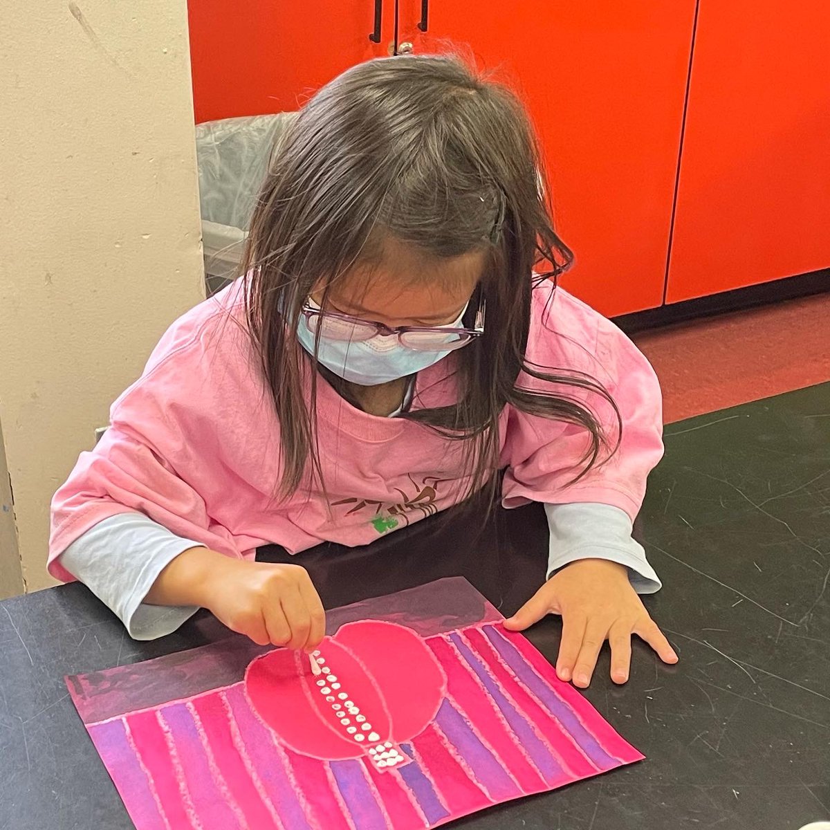 ShenandoahArt's tweet photo. 1st graders working hard on their Yayoi Kusama inspired pumpkin paintings. Check out our results! https://t.co/Ks53ELjTPd