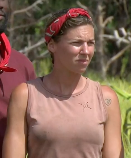 carioczss's tweet photo. Les anciens de KL Les 4 terres qui font un trou chaque jour dans leur tshirt comme Bertrand-Kamal 🥺 #KohLanta https://t.co/3Nm9w1iBiu