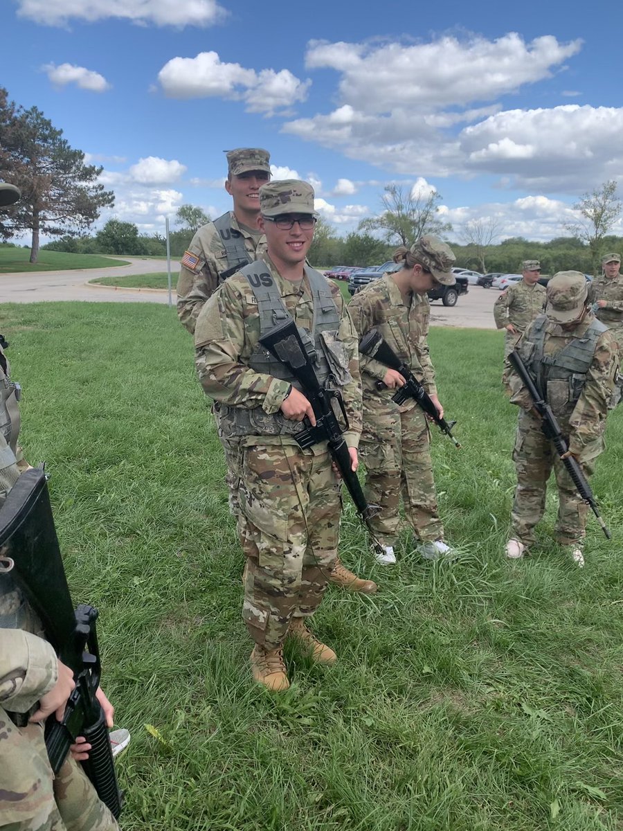 UNI ROTC tweet media