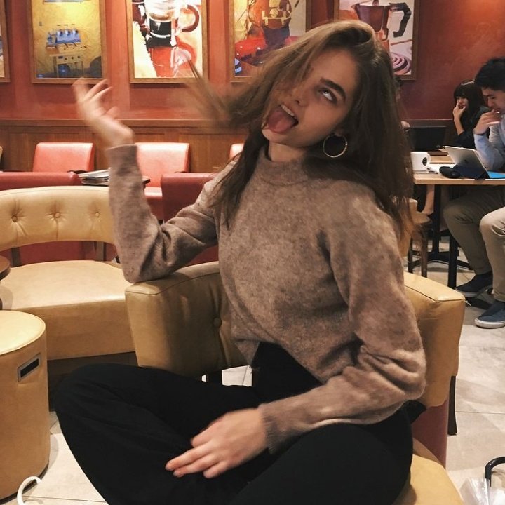 ⠀ ❛ ⠀ 📸 ⠀› ⠀ ʏour cαmerα roll ıf 𝐜𝐚𝐢𝐭𝐥𝐢𝐧 𝐦𝐚𝐫𝐤𝐨𝐯 𝐛𝐥𝐚𝐤𝐞, wαs ʏour gırlfrıend.