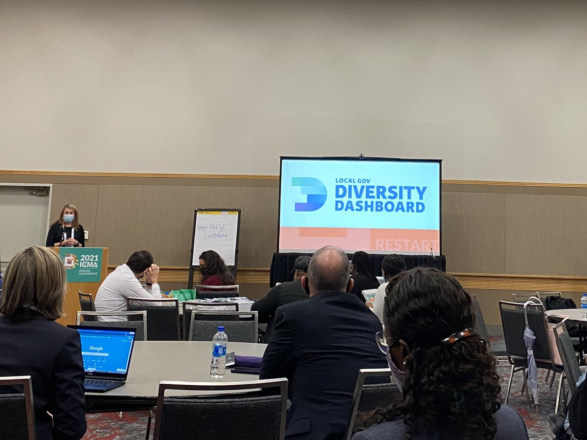 I’ve been looking forward to this session at @ICMA since I saw it in the program. Always good to see and hear from @kowyatt. We also got a mention of the @1650Project ahead of a preview of the new Diversity Dashboard.