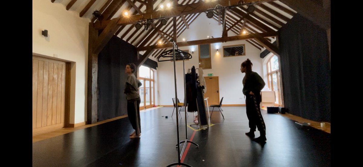 The HopBarn tweet media