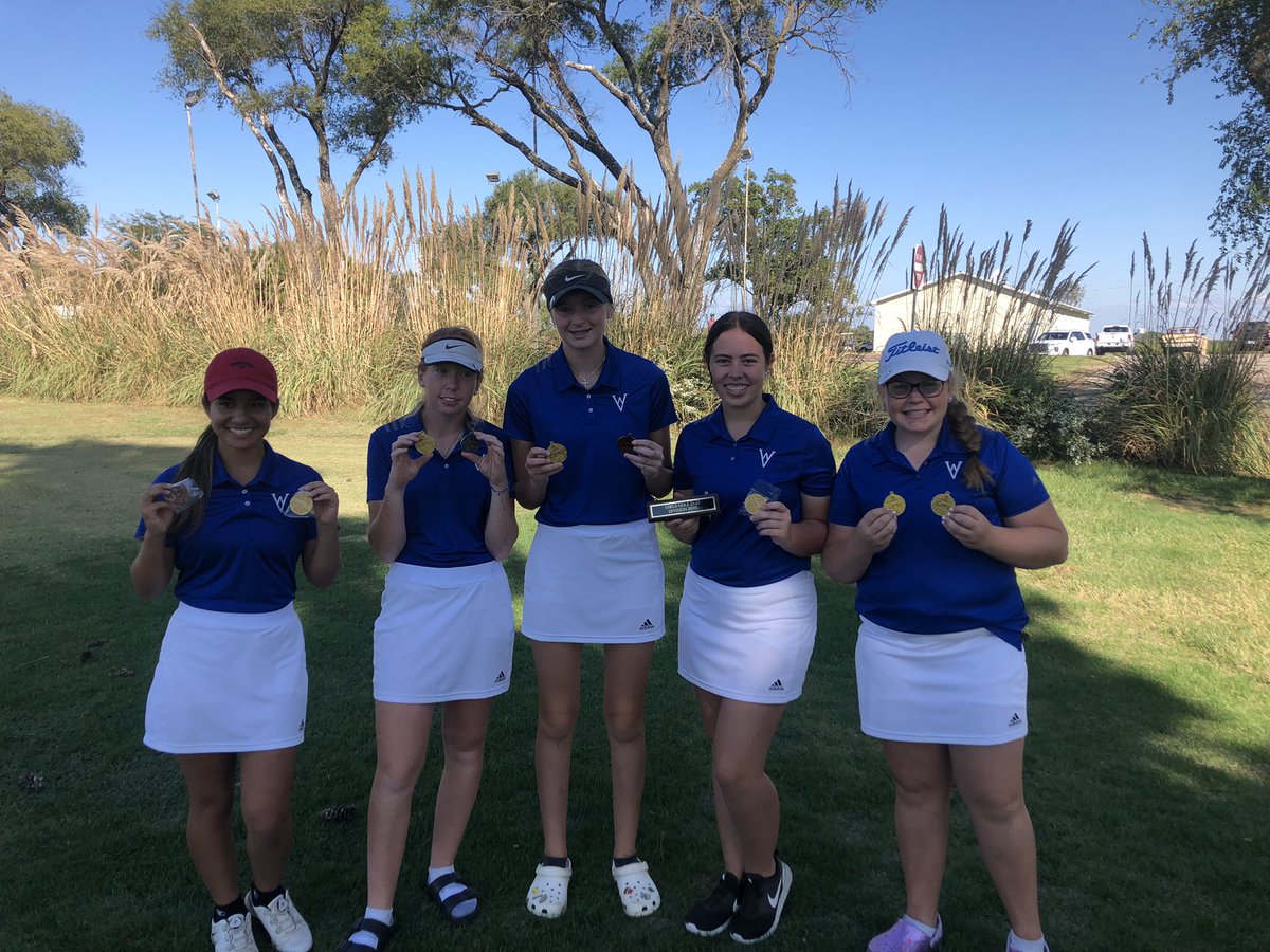 RunningGhost2's tweet image. Congrats League Champs! Nice job ladies!