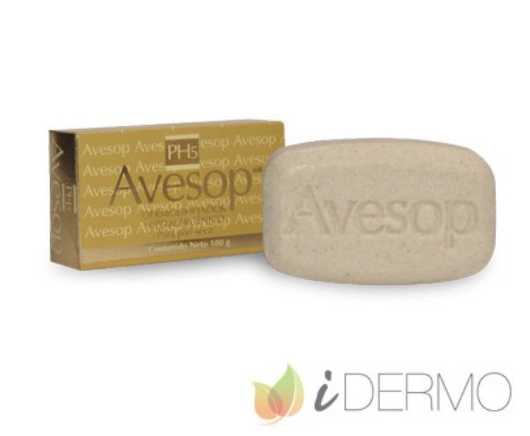 AVESOP DERMOLIMPIADOR #Avesop ow.ly/hoyn30kDOQK es un dermolimpiador indicado para la piel sensible, seca e irritada. Brinda una limpieza extra suave y profunda sin irritar la piel, además de crear una barrera de humectación en la piel.