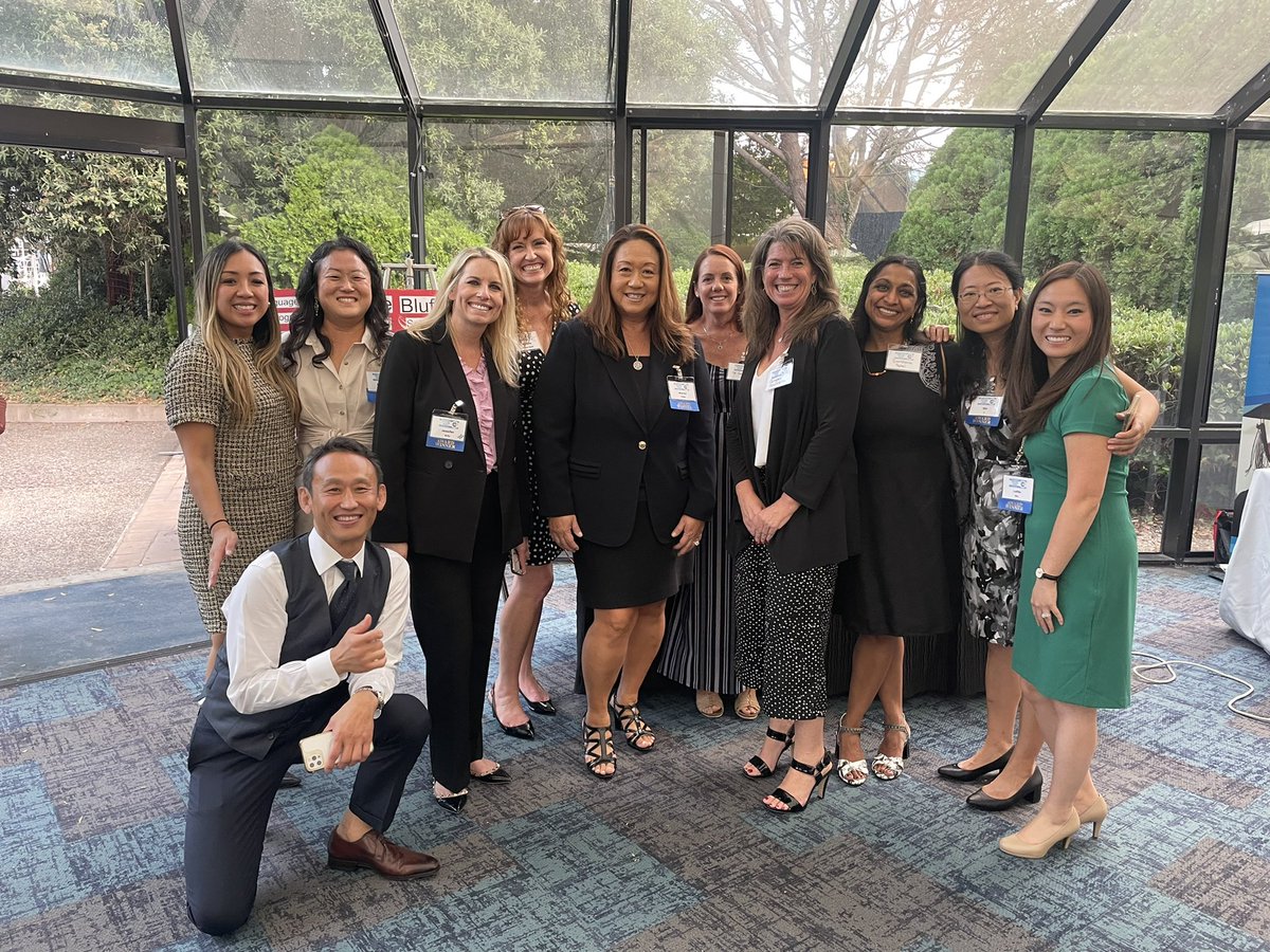 The <a href="/PowayUnified/">Poway Unified</a> Mandarin Programs @ABESAZTECS Impact Award congrats to all! Glad to see you enjoying yourself at the Innovation in Education Awards tonight <a href="/SeaWorld/">SeaWorld</a> Nautilus Pavilion.