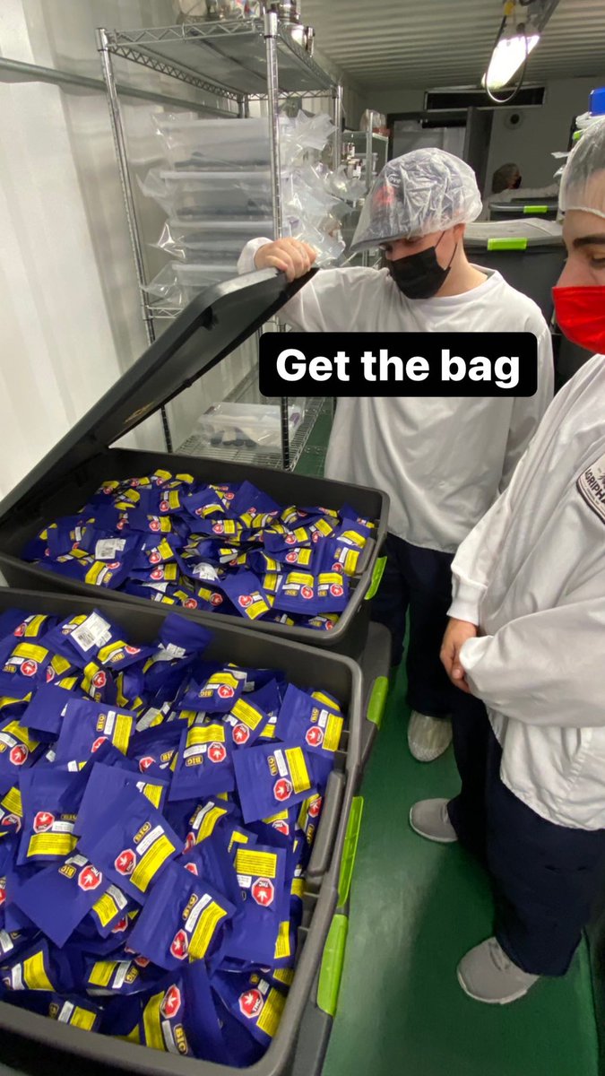 wearebig.ca tweet media