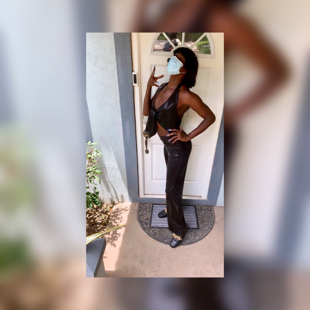 EmaniTheStylist's tweet photo. I do not wish to be perceived. 😩😩😩
#ModelEmani #BlackTransCreative #U_T_C #Twocc #SANkOFA #FREEDOM #livingmylifewithnoshame #YouCanNeverKillMyVibes #TheJoy https://t.co/QiNEu8kebP