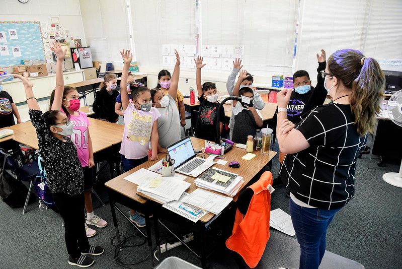 fresnounified's tweet photo. Shoutout to our Climate and Culture department! Their social emotional learning (SEL) Team developed three weeks of community building activities and SEL lesson resources for teachers to use with students in kicking off this school year. #FUSDFamily #WeValuePositiveBehavior https://t.co/8lDpI7rDWQ