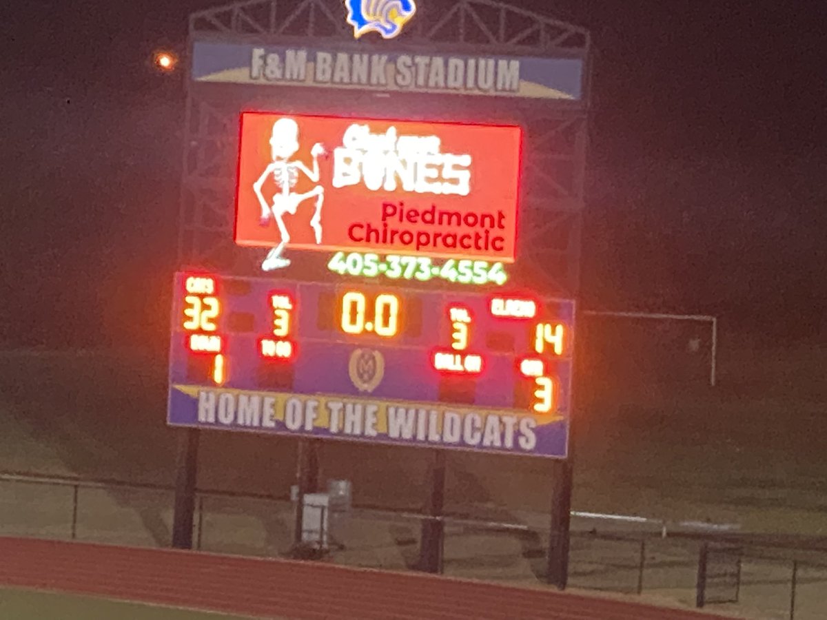 8th-grade completes the 🧹 of El Reno! <a href="/Piedmont_FB/">Piedmont Football</a> 32 - 14!