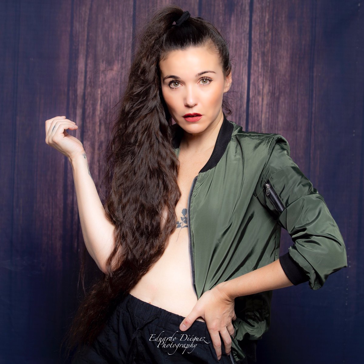 EduDieguezPhoto's tweet photo. Model Almudena S.
Lifestyle shooting
The Glimpse Studio
#color #spain #almudenaserrano #model #lifestyle #poses #fotografía #photogtaphy #photo #glamour #moments #momentosunicos #spanishfashion #picoftheday #pictureoftheday #photojournalist #photo #theglimpsestudio #coolpeople https://t.co/5R9FBnS7q4