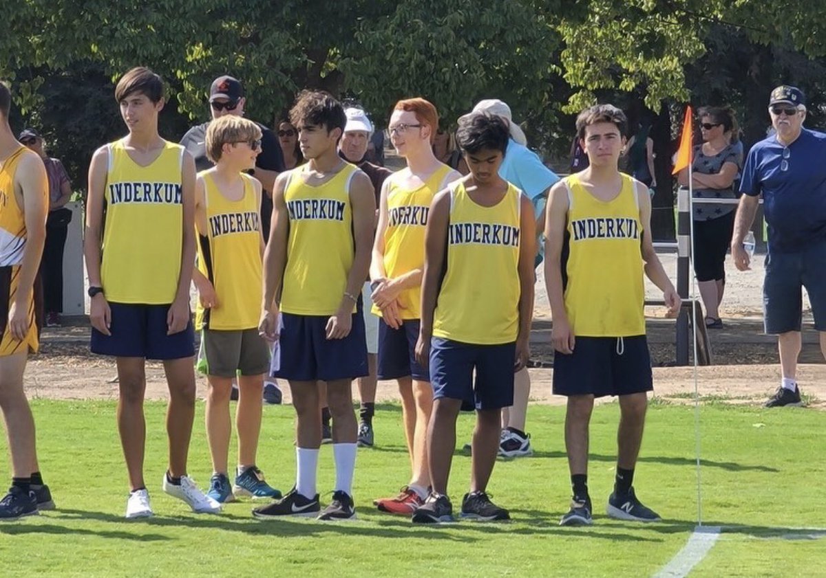 AthleticsNusd's tweet image. Inderkum Cross Country today at the CVC league meet! 👏🏽👏🏽 #waytogotigers 🏃🏽‍♀️🏃🏽#nusdstudentathletes @IHSTigerSports @CoachJMessina