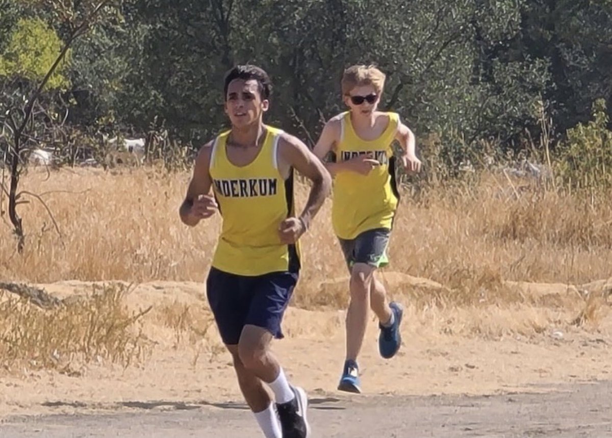 AthleticsNusd's tweet image. Inderkum Cross Country today at the CVC league meet! 👏🏽👏🏽 #waytogotigers 🏃🏽‍♀️🏃🏽#nusdstudentathletes @IHSTigerSports @CoachJMessina