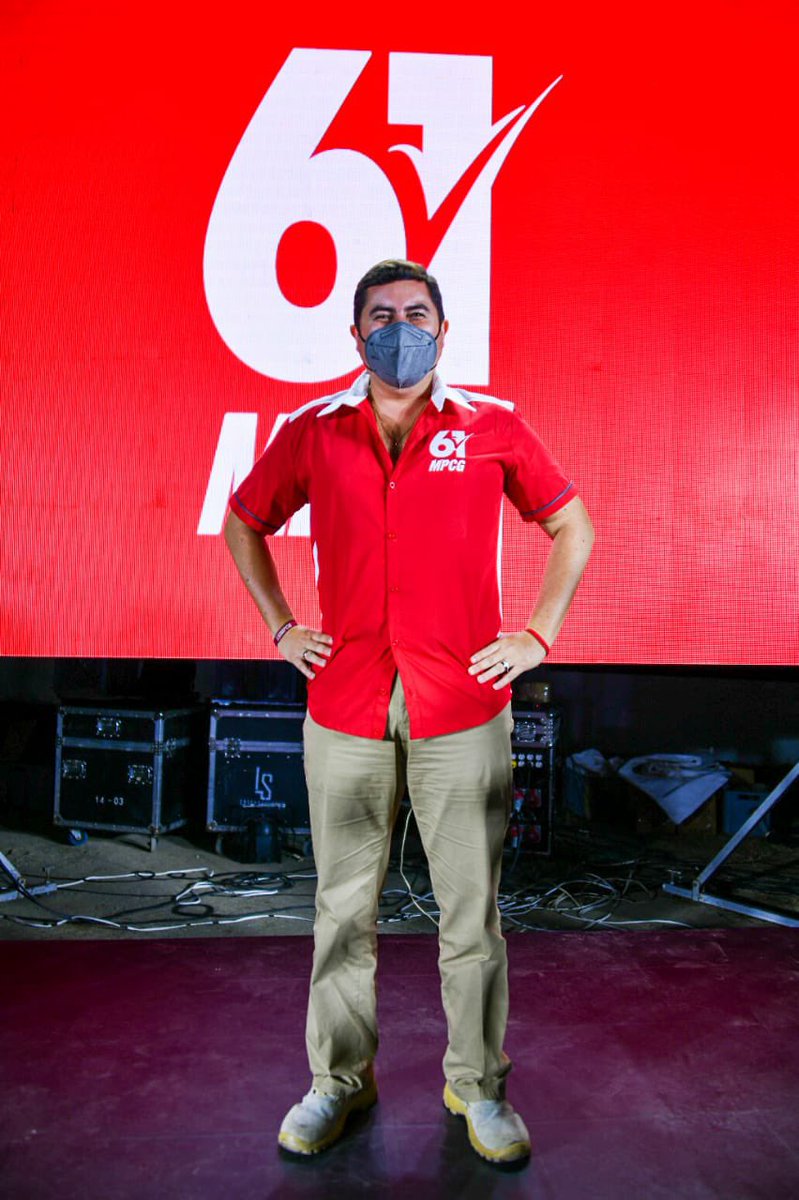 JDanielVillao's tweet photo. 😎 Hoy participé en las elecciones internas del movimiento político #MPCG61 para elegir al nuevo directorio provincial.
Felicidades a Patricio Cisneros, gran mentor político y sobre todo amigo ¡Seguimos creyendo en #NuestraGente! 🚩💪 https://t.co/2y6k9PZHEz