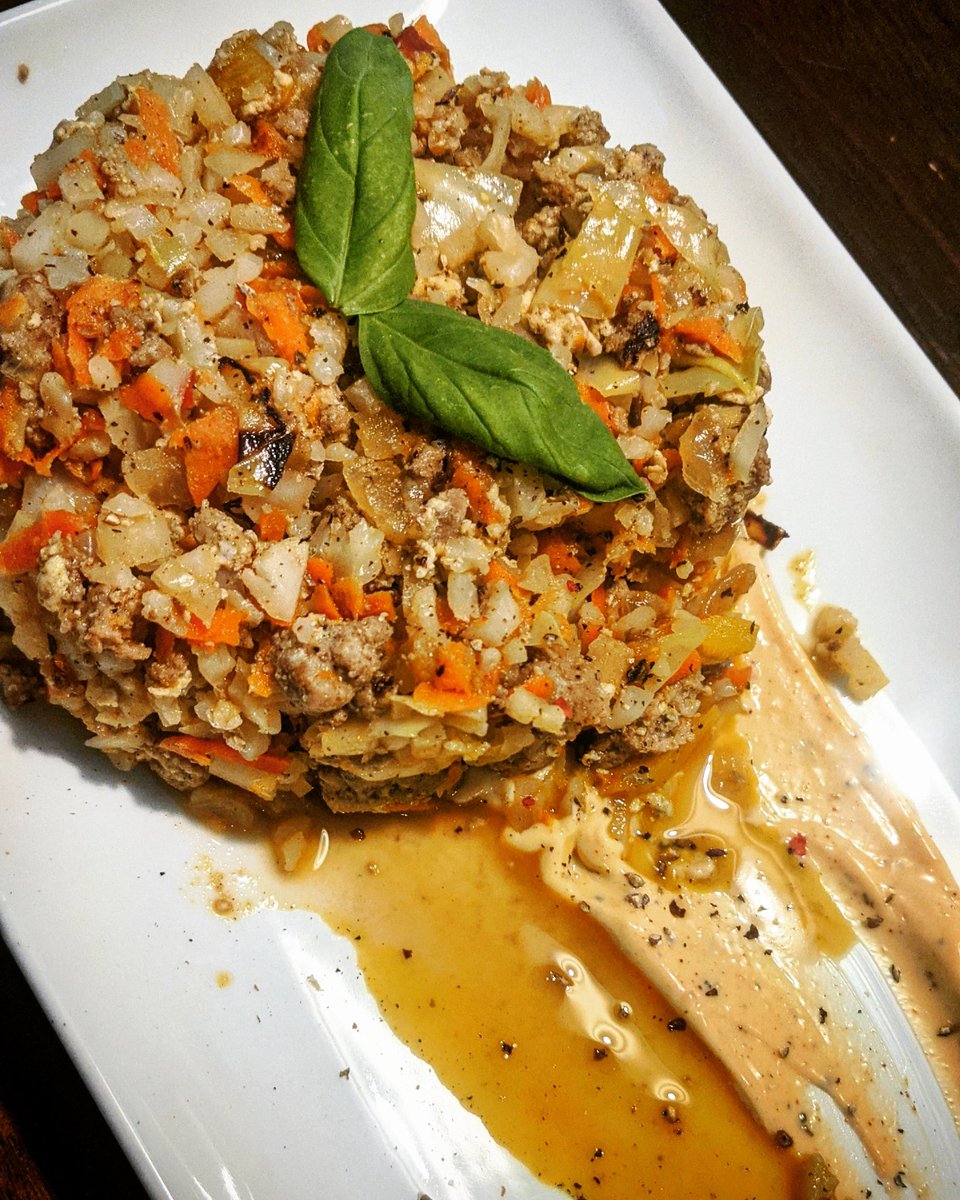 som3bodyson's tweet photo. I made this last night deconstructed egg roll. #chefrico #bonneappetit #homecooking https://t.co/jFdhO4Abhd