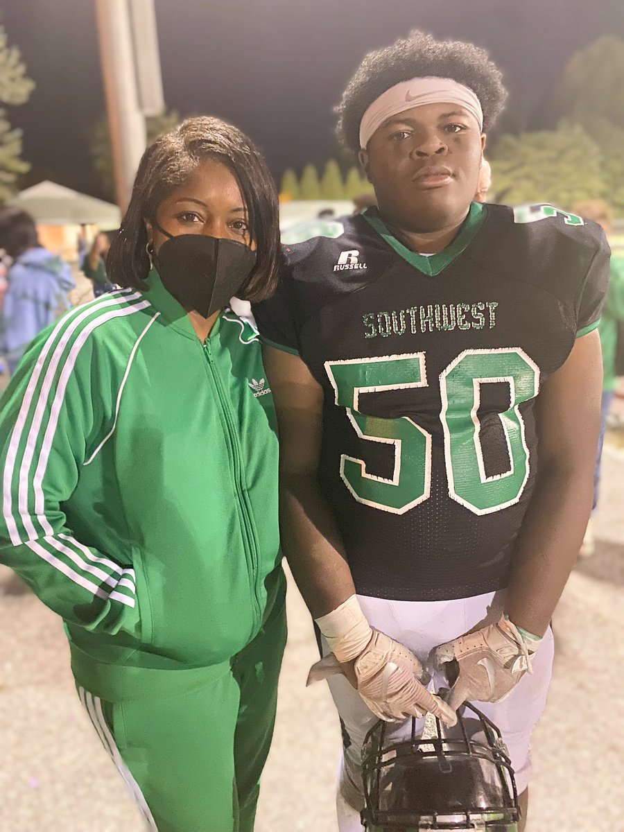 jackiejohnson's tweet image. Congrats @SWGHS_Football on another win against @WesternFootball.Great game @Certified_Ev #50 #Offense/Defense   #DefensiveEnd #OffensiveTackle
