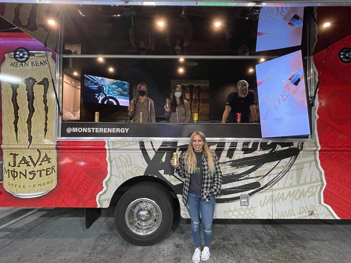 JFR_Racing's tweet image. .@BrittanyForce out at the local Moto Mart signing autographs for fans ahead of the @NHRA #MidwestNats!! 
@MonsterEnergy