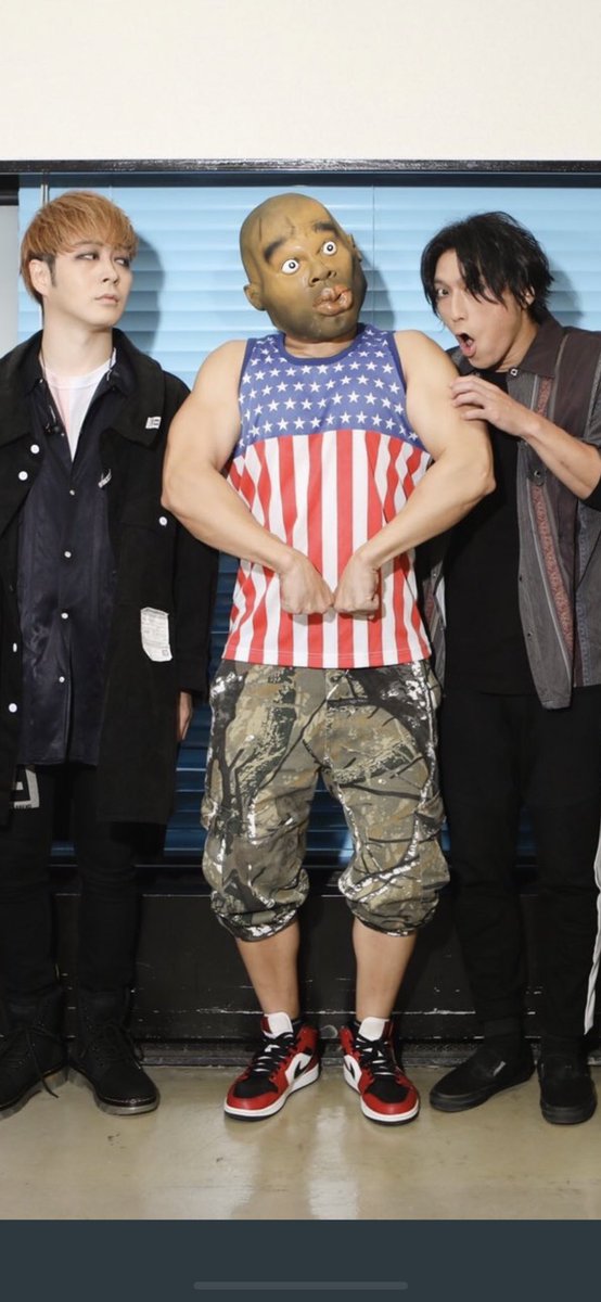 DAIKI_132_LOVE's tweet image. MUCC why would you post this….Hiro……why would you wear that mask..? And make a post with a gorilla emoji with it..I’m…im so tried but I’m so glad I never listened to either of y’all bands like…wtf