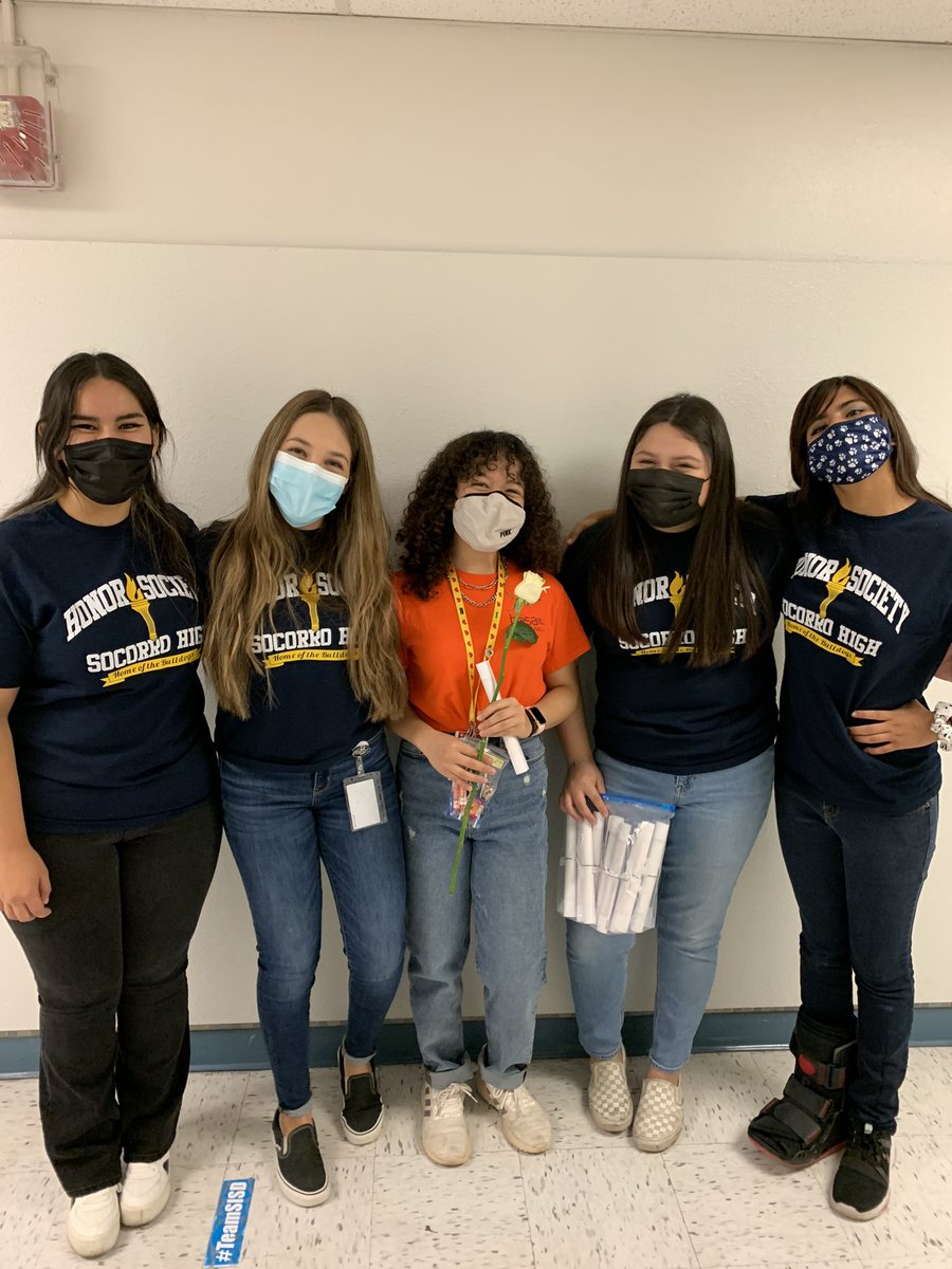socorronhs1's tweet photo. A warm welcome and congratulations to our 2021-2022 Inductees. We are ecstatic to get started! We can’t wait to see you! @Socorro_HS @mnperales @rdiaz_shs https://t.co/8ZNcV0JPER