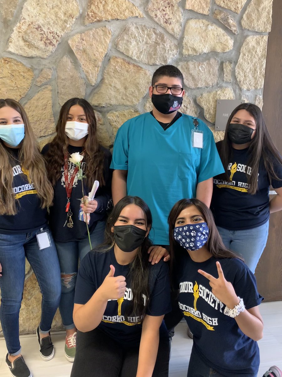 socorronhs1's tweet photo. A warm welcome and congratulations to our 2021-2022 Inductees. We are ecstatic to get started! We can’t wait to see you! @Socorro_HS @mnperales @rdiaz_shs https://t.co/8ZNcV0JPER