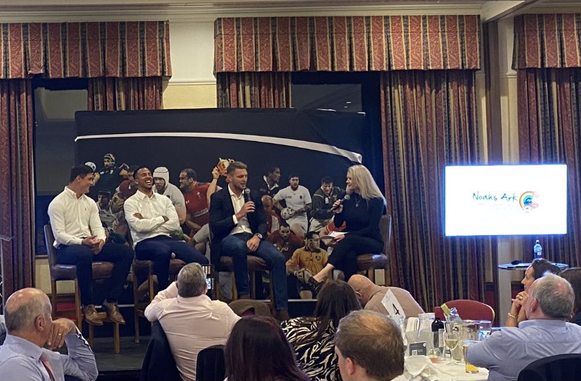 Fantastic to be <a href="/BHevents2678/">Brian Hall</a> evening <a href="/TheCelticManor/">Celtic Manor Resort</a> with <a href="/PollyJames/">Polly James</a> <a href="/dbiggar1/">dan biggar</a> <a href="/anthonywatson_/">Anthony Watson</a> <a href="/LouisReesZammit/">Louis Rees-Zammit ⚡️</a> thanks so much for supporting @noahsarkcharity ❤️🌈