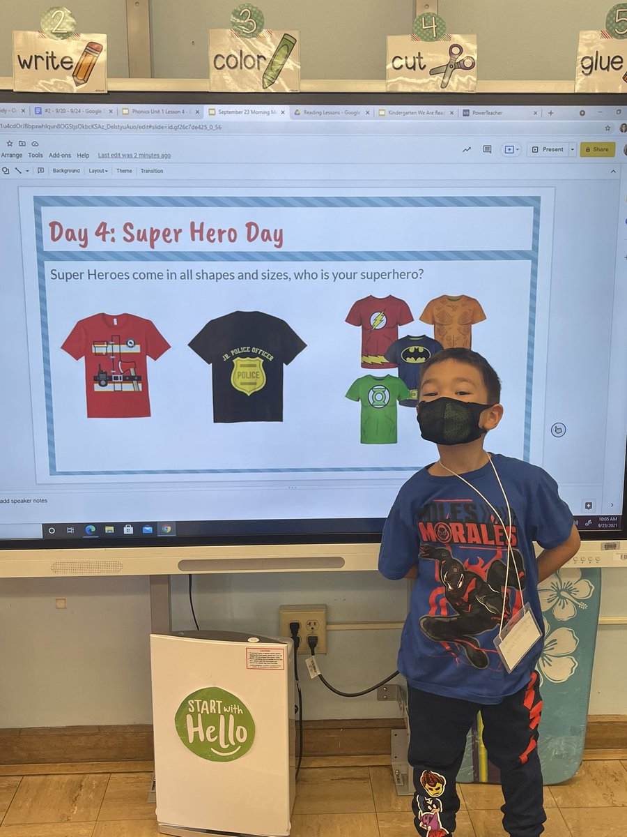 SoleidyE's tweet photo. @WOSnews superhero day! #helloweek🙋🏻‍♀️ https://t.co/U8mGUET7I4