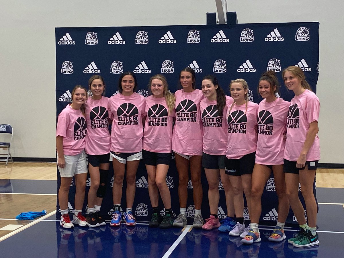 bellestarnes's tweet photo. had so much fun playing with these girls!! thank you @Elite80WBB for the opportunity to play against some of the best!💙 https://t.co/OaAzrGvGvA
