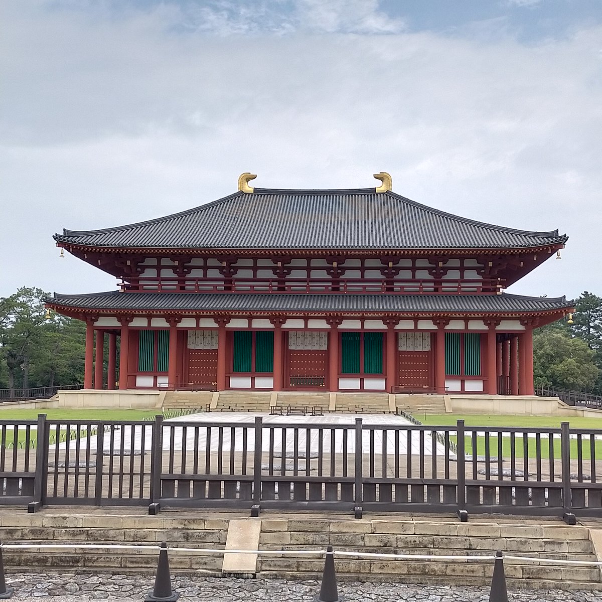 WorldNijiiro's tweet photo. Kofukuji at Nara park. It has been one of the most famous historical sites, in particular five-storied pagota, because it has built in 7th century. #Japan #japaneseculture #japanesefood #buddhisttemple https://t.co/MKsrR7k1dN