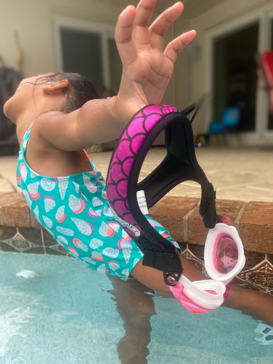 FrogglezGoggles's tweet photo. TFW you know your swim goggles don’t contain BPA, phthalates, or any other scary stuff that shouldn’t be in kids’ products.
Frogglez swim goggles look different because they ARE different.
#BPAFree #NoPhthalates #SafeForKids #CPSC #Frogglez https://t.co/m6Q6CIy7lZ