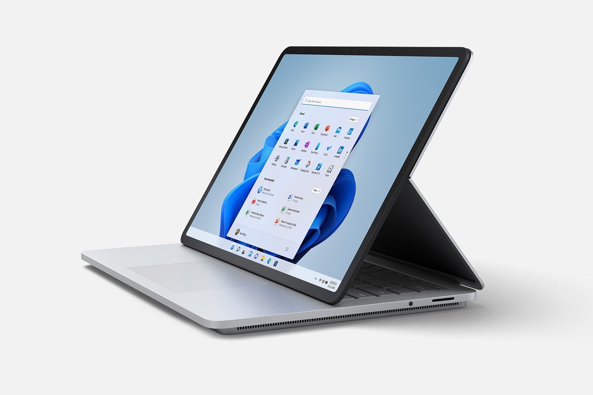 Comput3rTips's tweet photo. See the Surface Laptop Studio in action: Full 8 minute walkthrough Read More: https://t.co/JOr7uaZSDw https://t.co/3esxHfbcgl