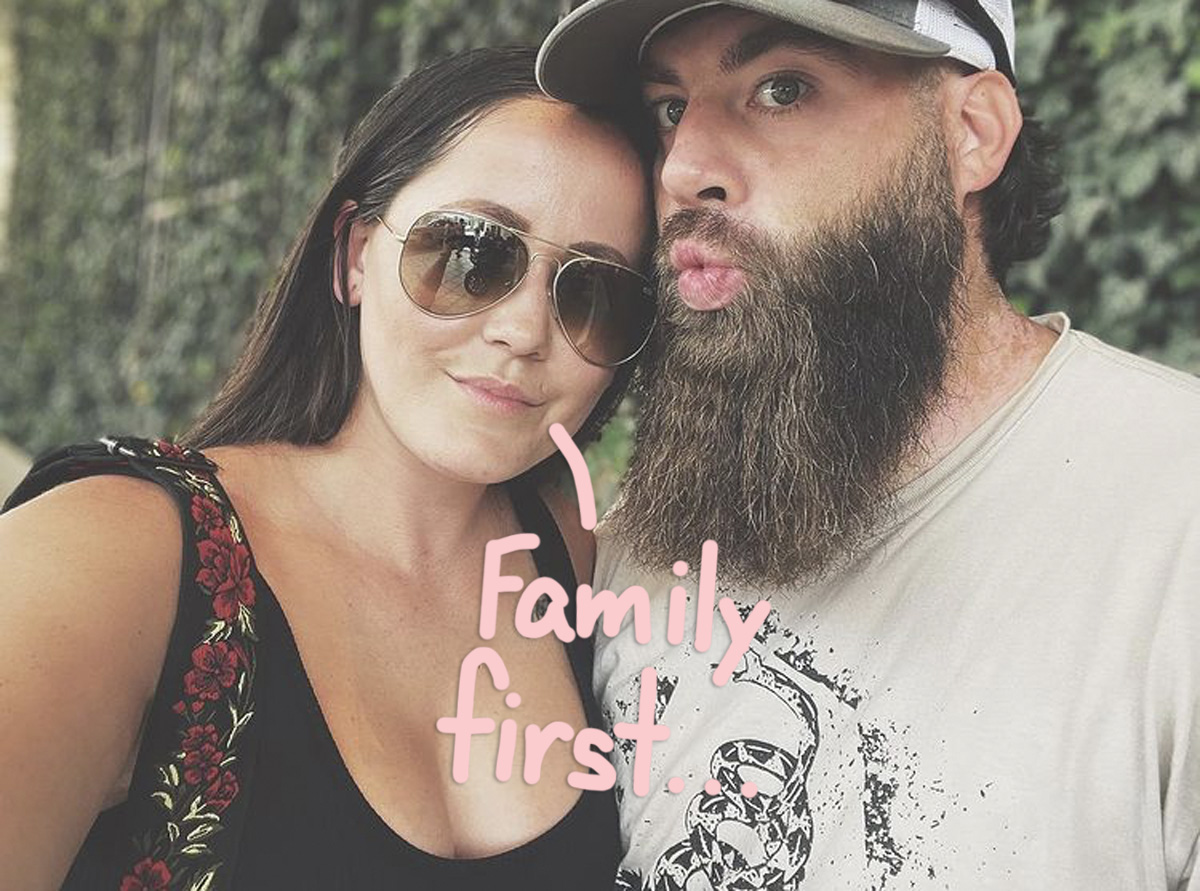 Jenelle Evans Responds To Fan Who Said She Lost Everything Over 'Psycho Hubby' David Eason https://t.co/PRf2es4F0x https://t.co/sCcb7qXnMC