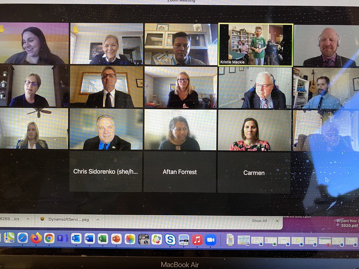 SarahThompsonSc's tweet photo. Sarah Thompson students and teachers sharing their experience using gamification with #rvsd Board of Trustees. Check out the video: https://t.co/Nmh8r3bkoH @MsBehal @MrsMackieteach https://t.co/dpSiEIoSdF