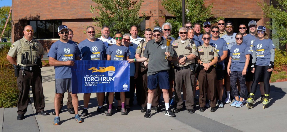 WGLarson's tweet photo. We had excellent weather for today’s Law Enforcement Torch Run for Special Olympics Minnesota - starting in St. Cloud and ending in Elk River.
I feel honored to help carry the Flame of Hope across Sherburne County, for our Special Olympics athletes! #LETG https://t.co/ReOorfVwSK